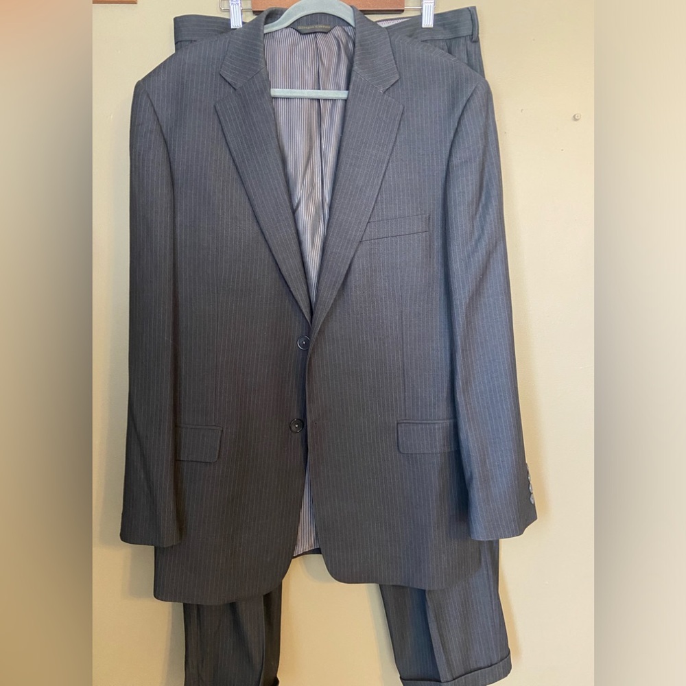 Giorgio Cerruti gray pinstripe to piece suit coat size 44